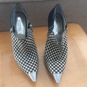Michael Kors Real Cowhide Shoes! Size 7